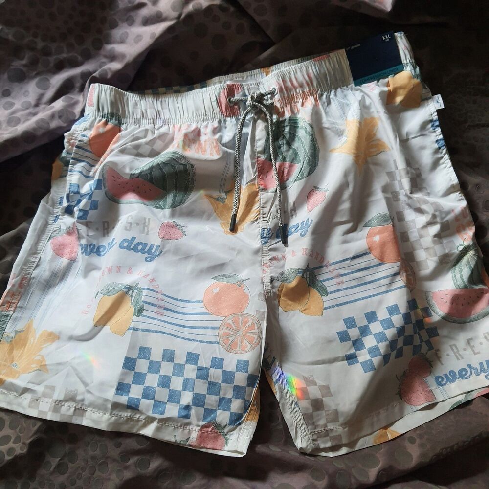 NWT Vintage Brand Swimwear Men's 2XL Volley White Swim Trunks 17” Length